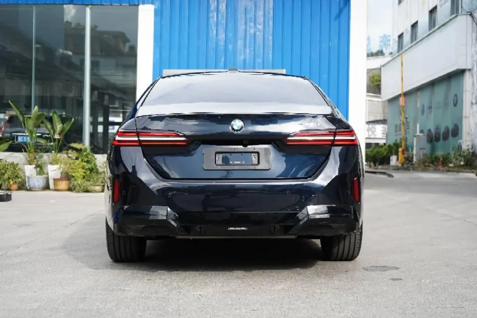 BMW 5 series 2025 525Li 48V 2.0T M sports suit automatic gear 8