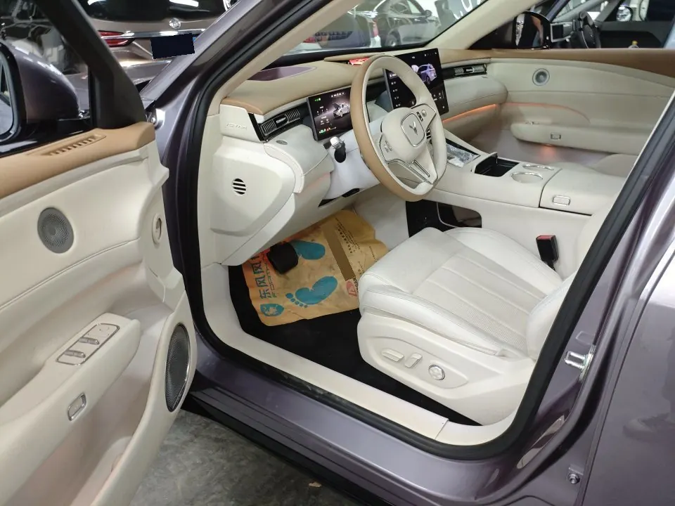 Voyah 2025 FREE four-wheel drive dry Kun version of automatic gear 4