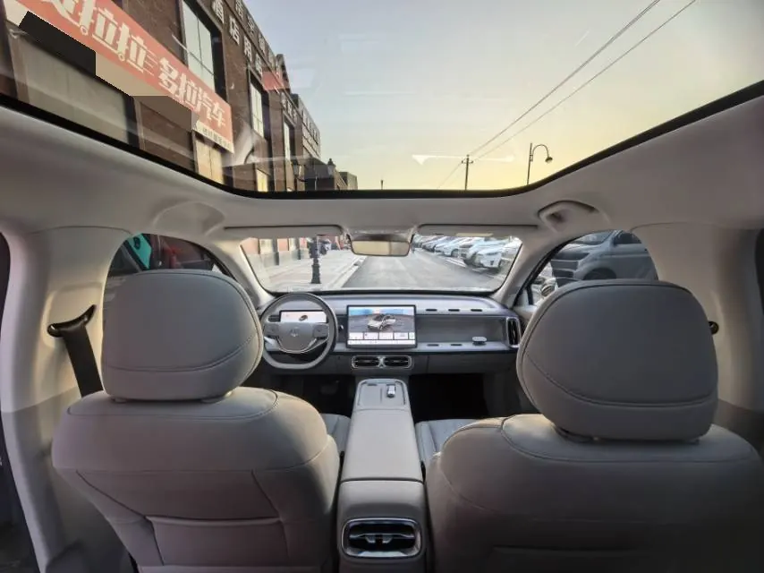Leapmotor 2025 B 10 600 Enjoy Smart Driving Edition Automatic Gear 2