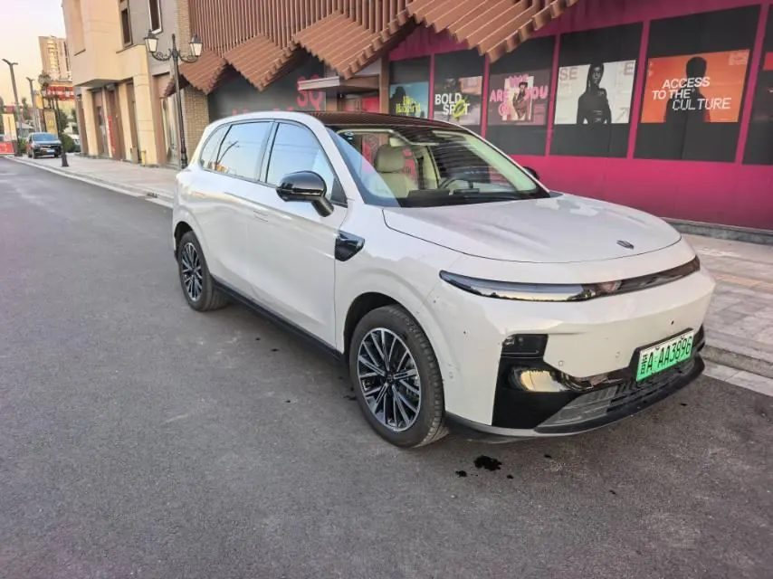 Leapmotor 2025 B 10 600 Enjoy Smart Driving Edition Automatic Gear 4