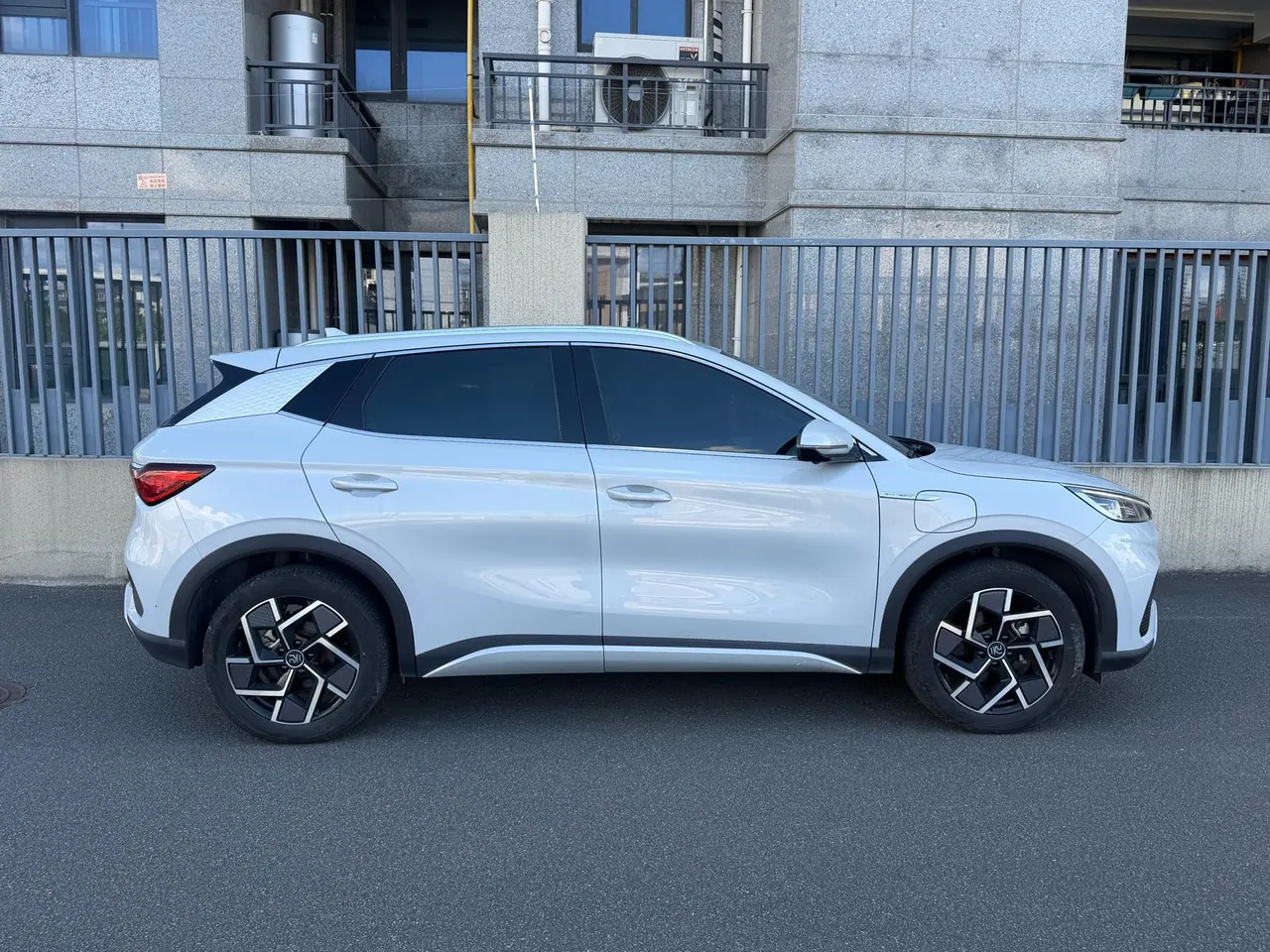 BYD Yuan PLUS 2023 Yuan PLUS Champion Edition 510KM Exceed Automatic Gear 3
