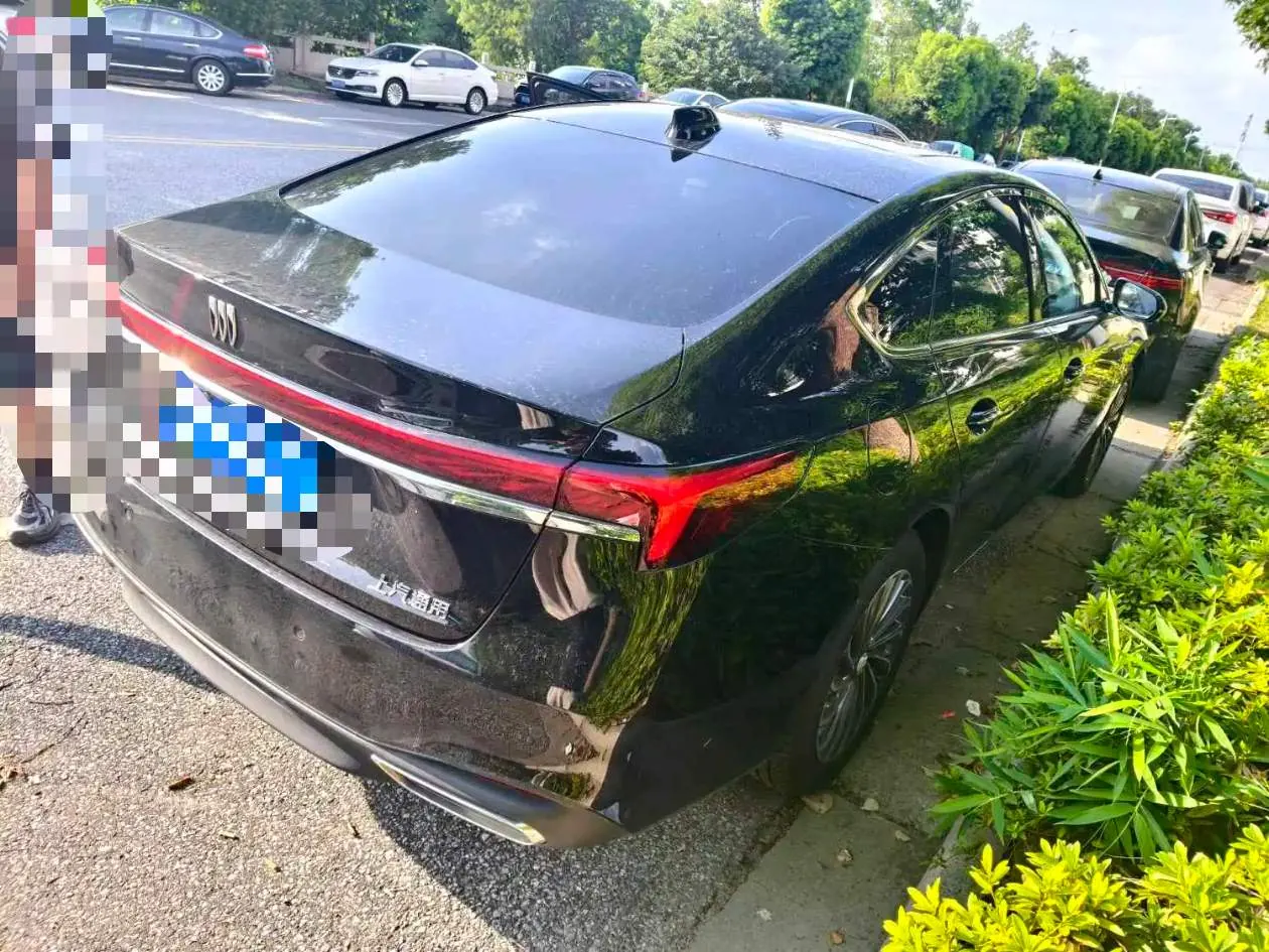 Buick 2025 LaCrosse 2.0T 28T Platinum Edition, automatic transmission 5