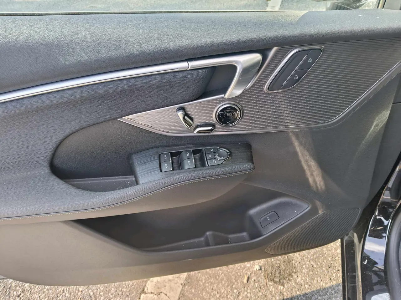 Buick 2025 LaCrosse 2.0T 28T Platinum Edition, automatic transmission 7