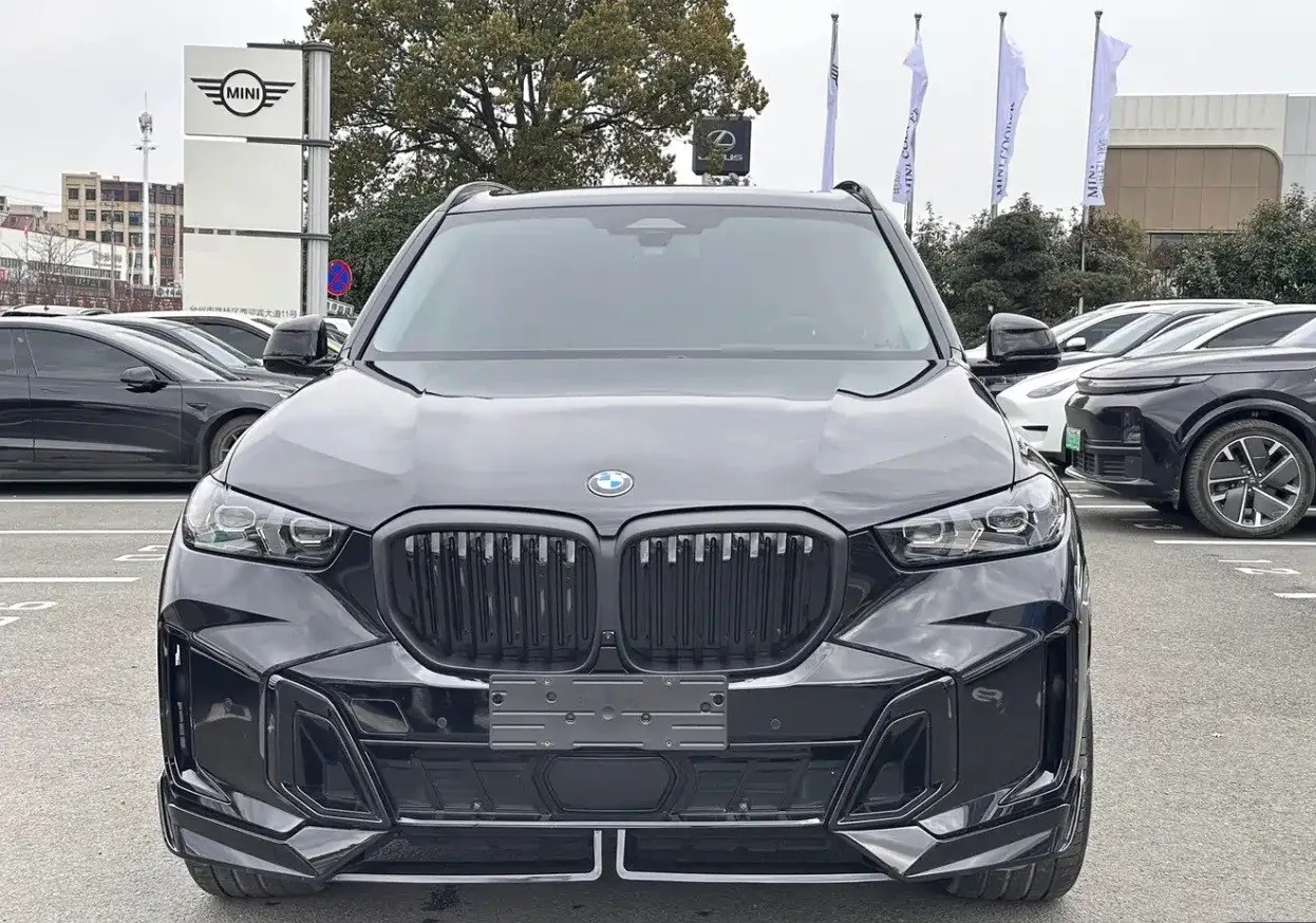 BMW 2025 X5 xDrive30Li 48V 2.0T exclusive m sports obsidian night suit automatic gear 2