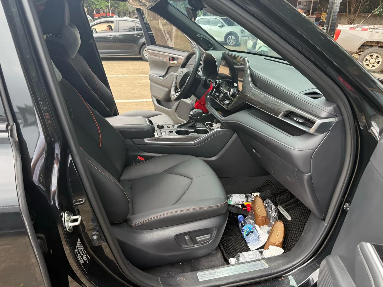 Toyota 2024 Crown Land Release 2.0T Four-wheel Drive Auto Gear 5