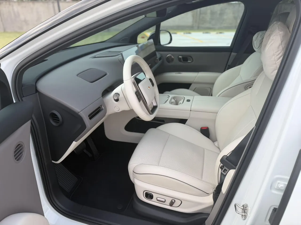 Li 2025 i6 four-wheel drive basic automatic transmission 5