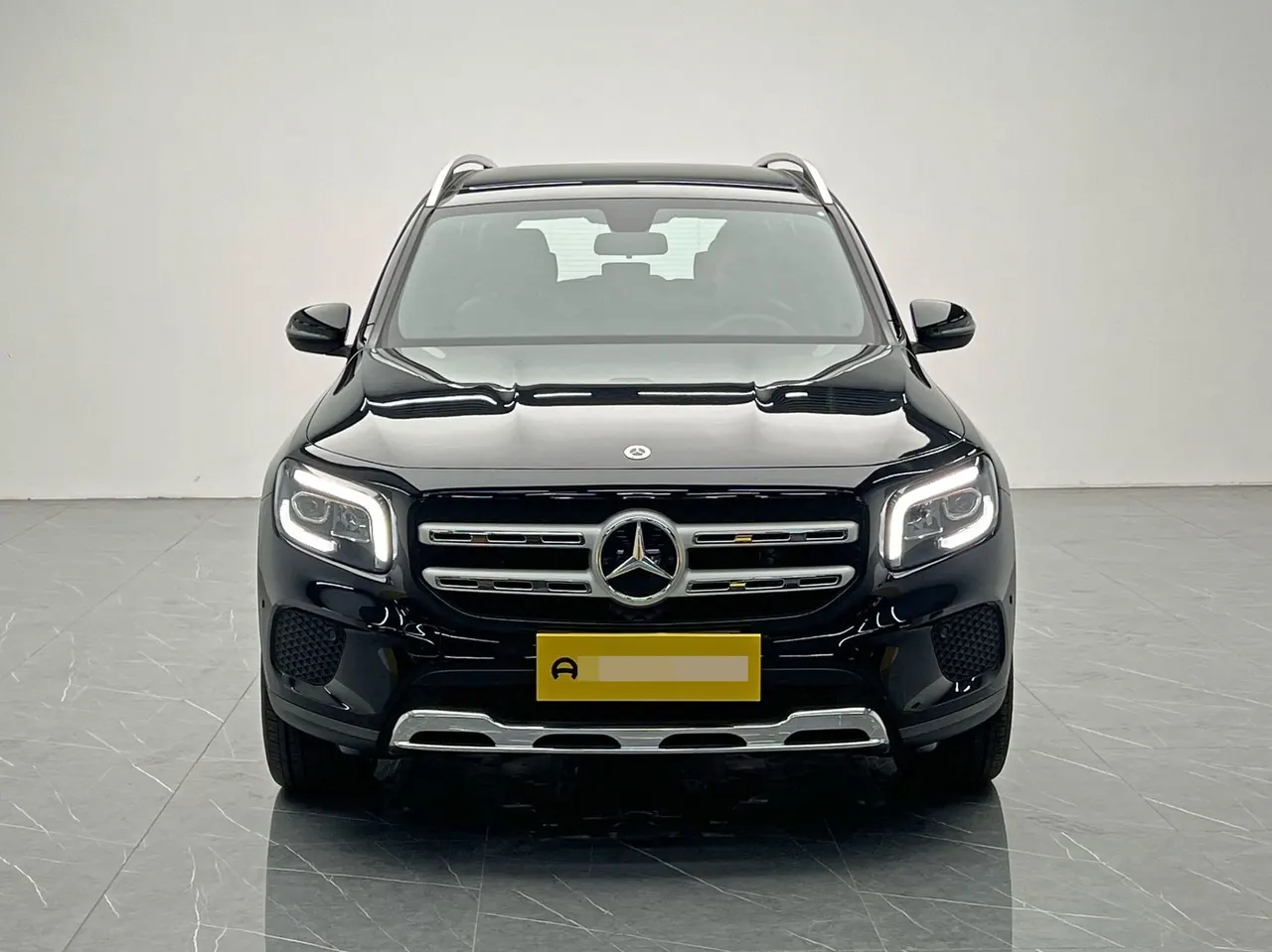 Mercedes Benz 2023 GLB 220 2.0T Dynamic Automatic 5