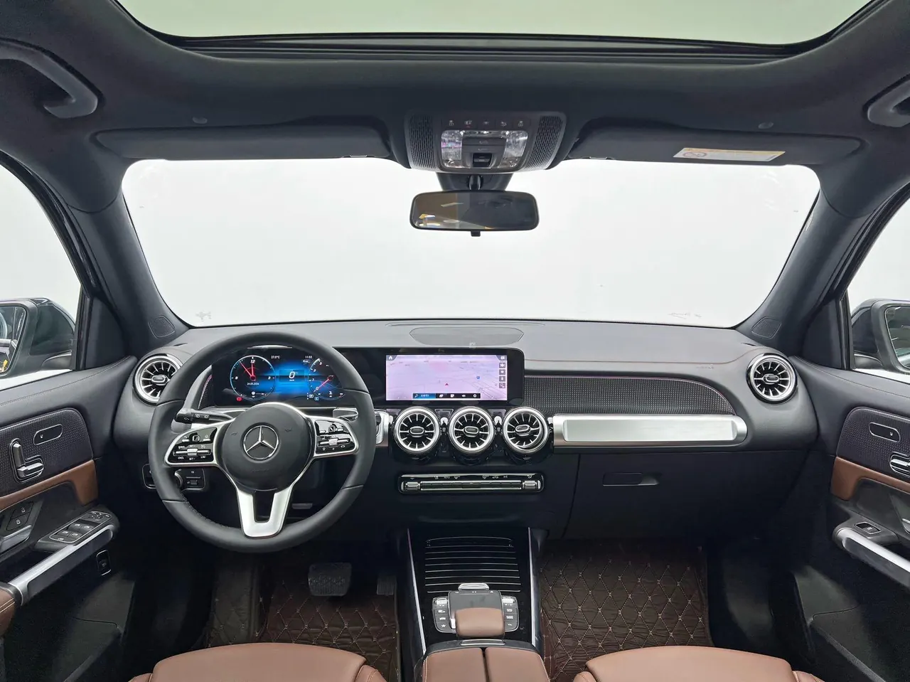 Mercedes Benz 2023 GLB 220 2.0T Dynamic Automatic 7