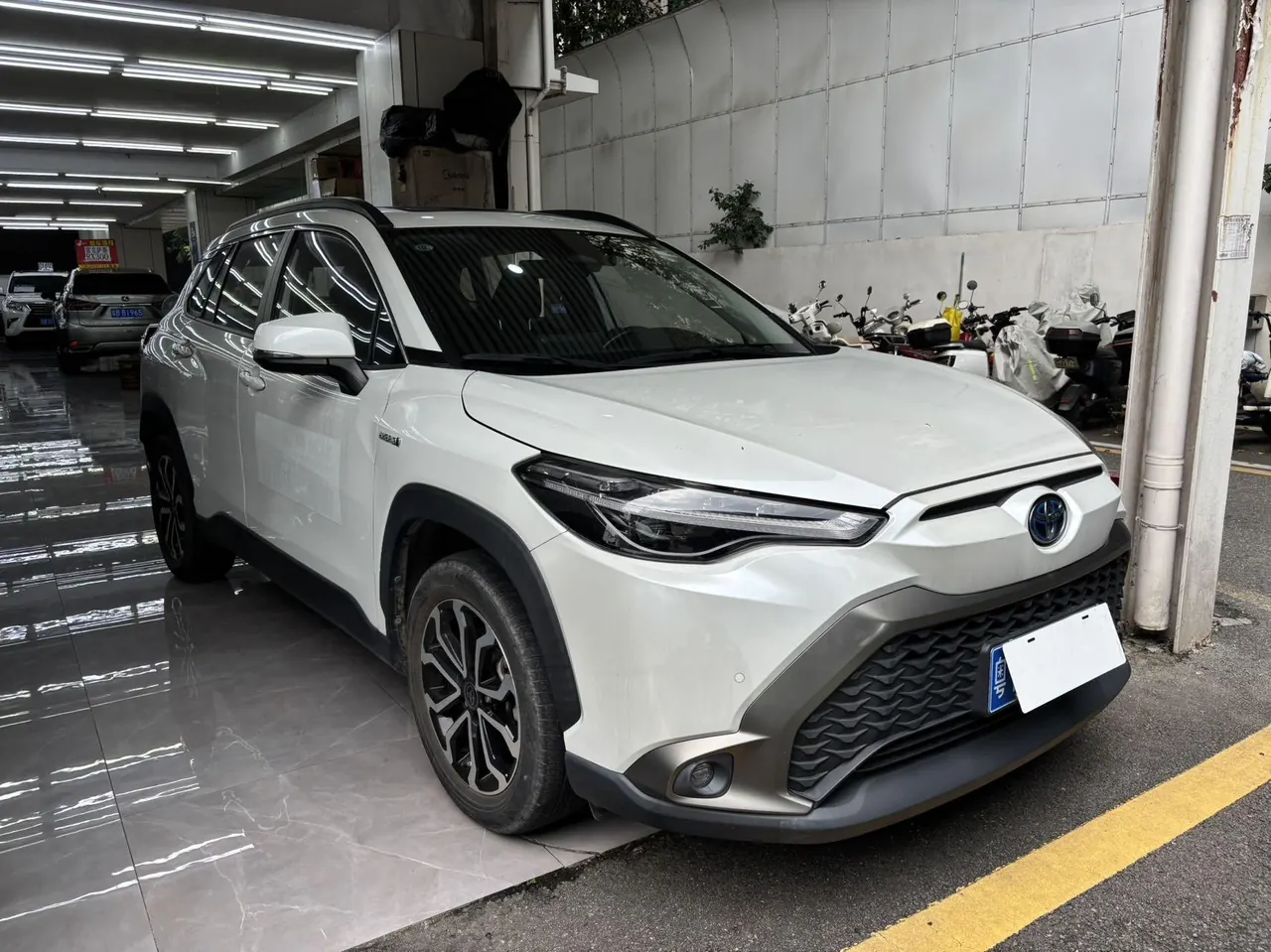Toyota 2023 Fenglanda Shuangqing 2.0 Stepless Intelligent Electric Hybrid Premium Edition Automatic Gear 9