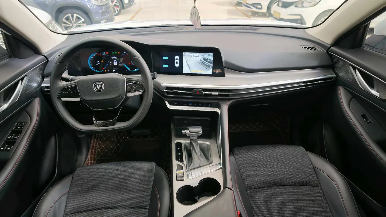 ChangAn 2023 CS35 PLUS 1.4T Enjoy Deluxe Automatic Gear 5