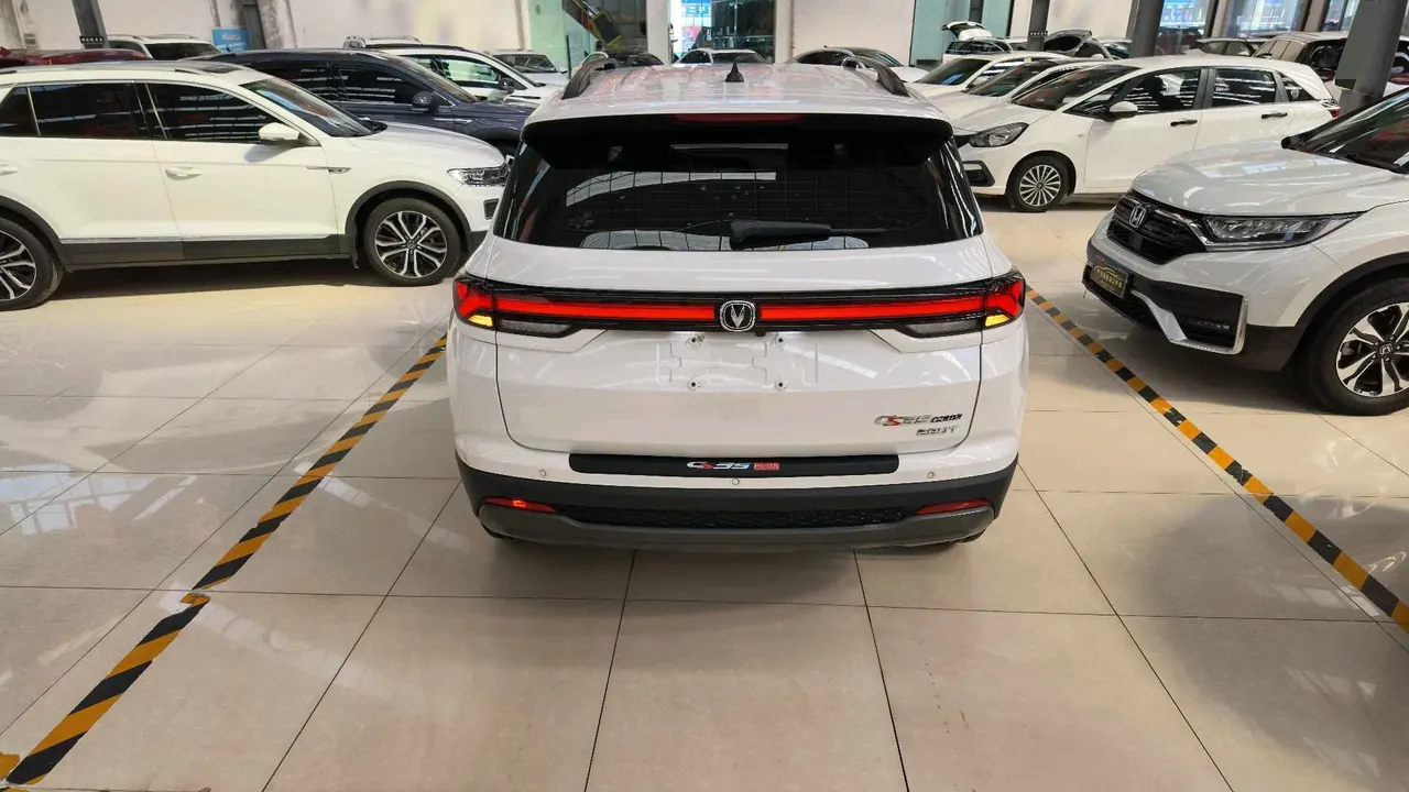 ChangAn 2023 CS35 PLUS 1.4T Enjoy Deluxe Automatic Gear 8