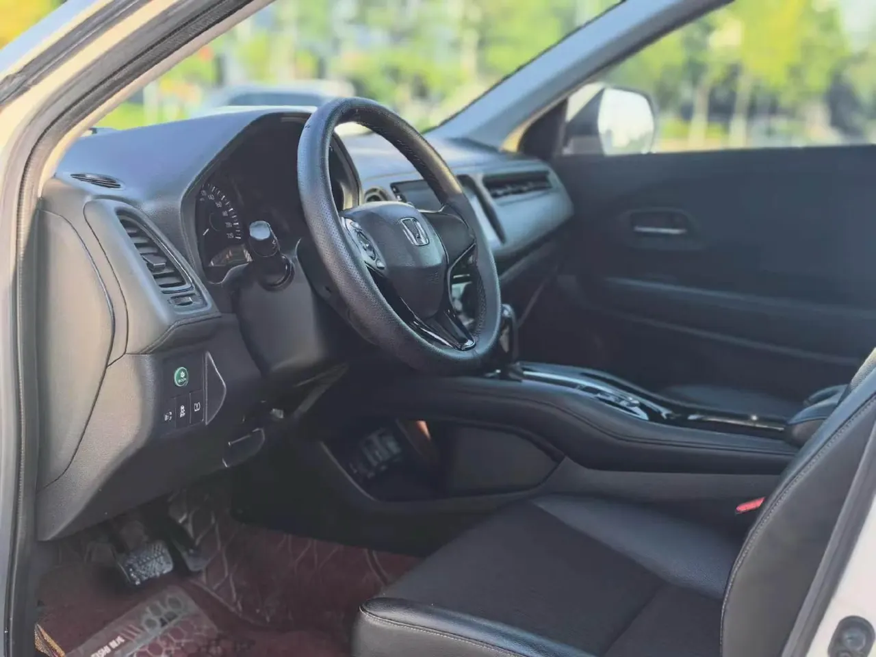 Honda 2020 Binzhi 1.5 stepless luxury automatic transmission 3