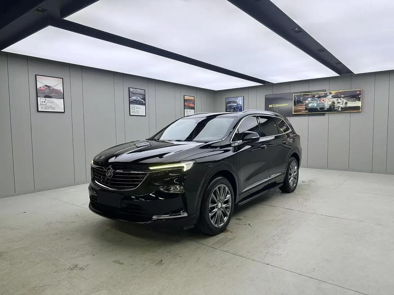 Buick 2020 Angke Flag 2.0T 28T Two-Drive Luxury Automatic Gear - View 1