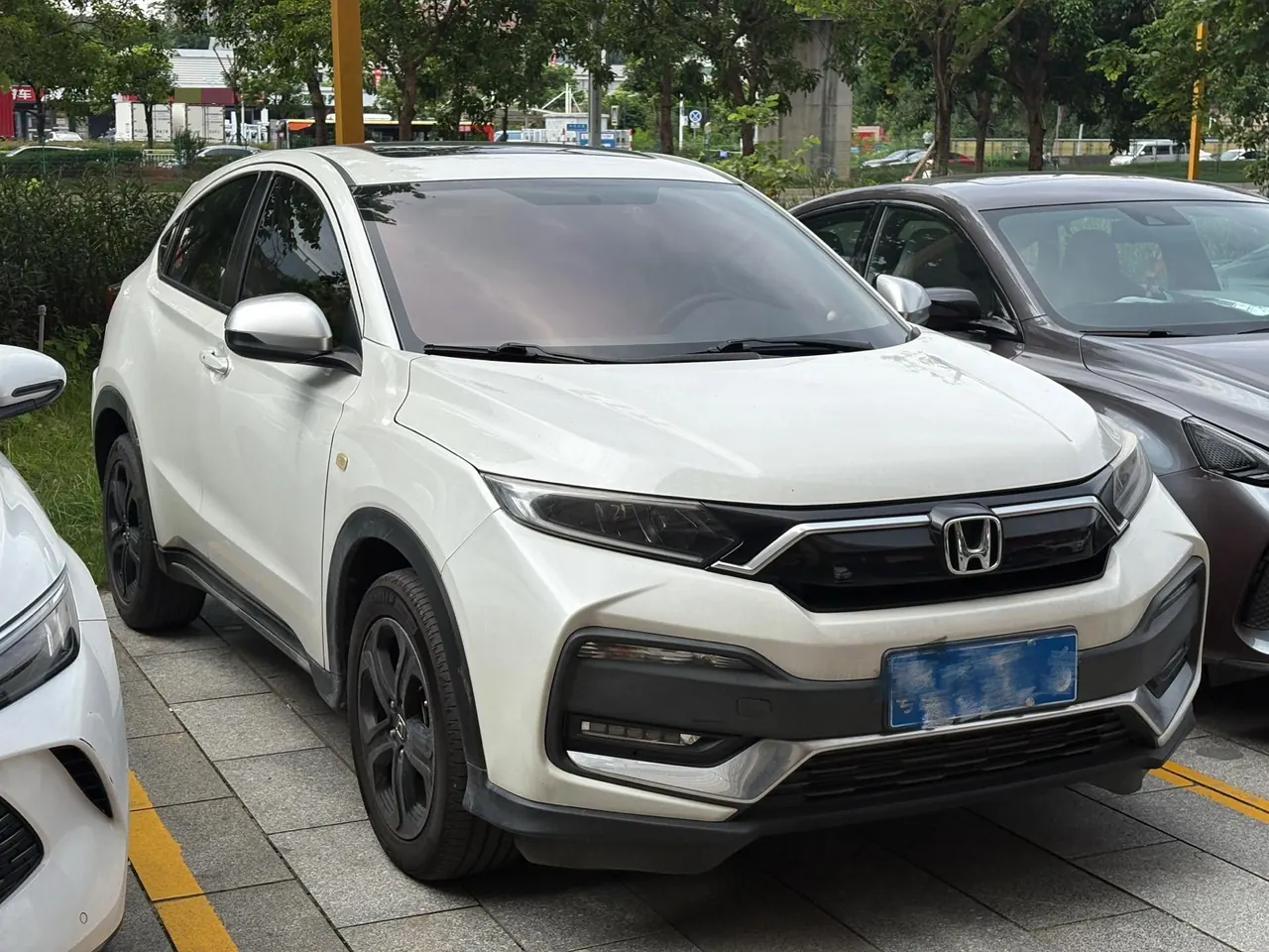 Honda 2020 XR-V 1.5T stepless 220TURBO deluxe automatic gear 2