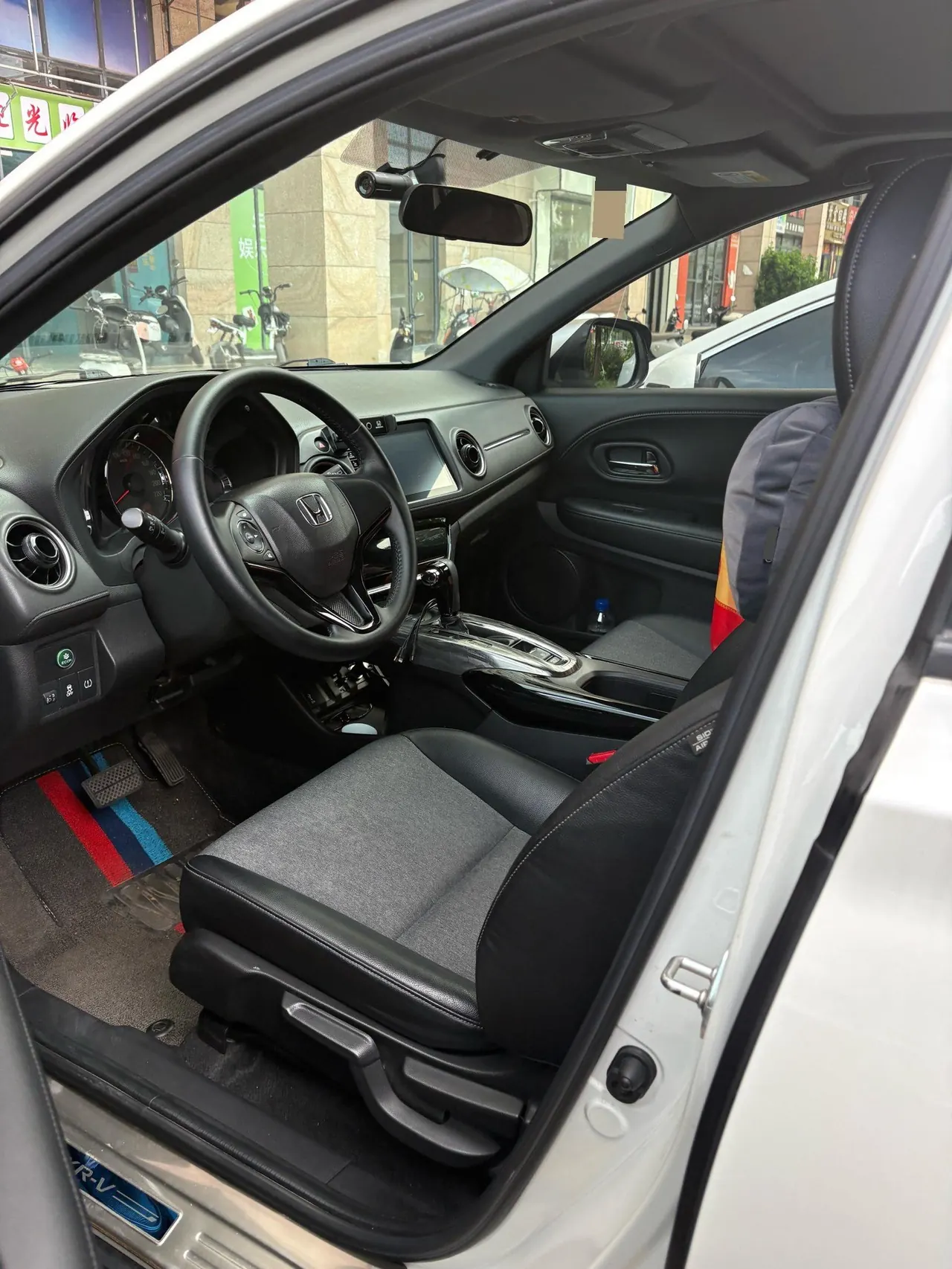 Honda 2020 XR-V 1.5T stepless 220TURBO deluxe automatic gear 3