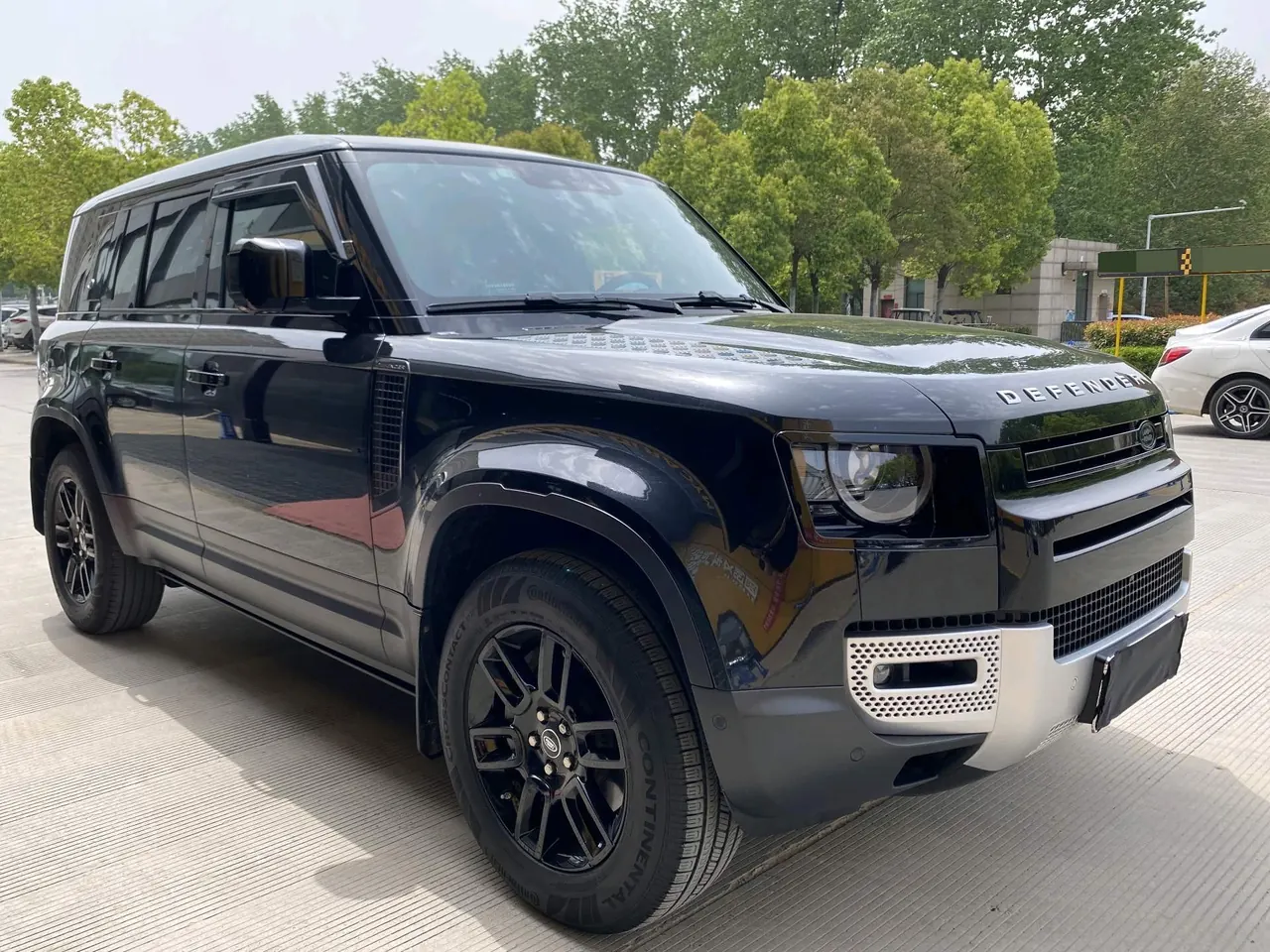 Land Rover Guard (Imported) 2020 Guard 110 3.0T P400 HSE Automatic Gear 2