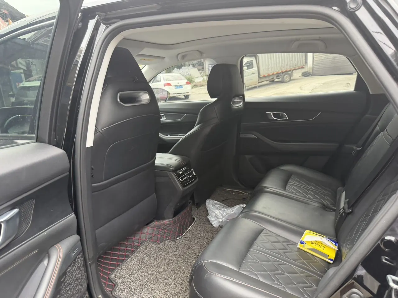 ChangAn 2021 UNI-K 2.0T Luxury Automatic - View 1