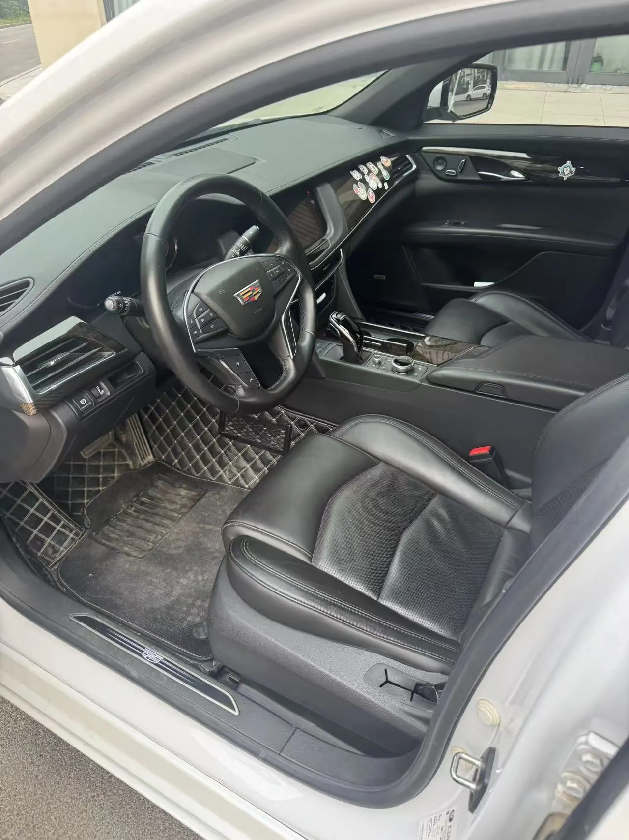 Cadillac 2021 CT6 2.0T 28T luxury automatic gear 3