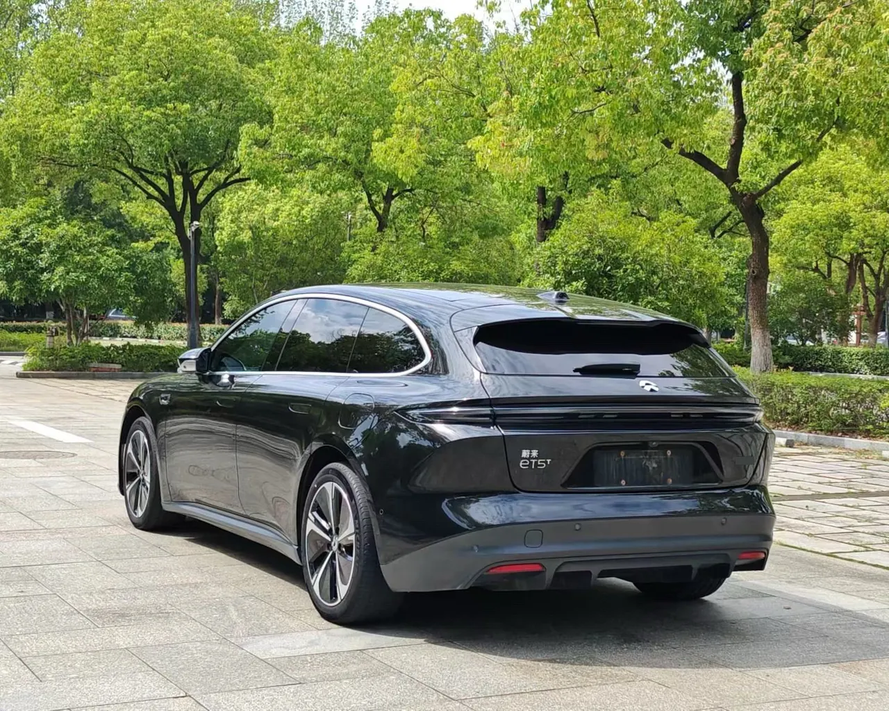 NIO 2023 ET5 75kWh Touring automatic gear 7