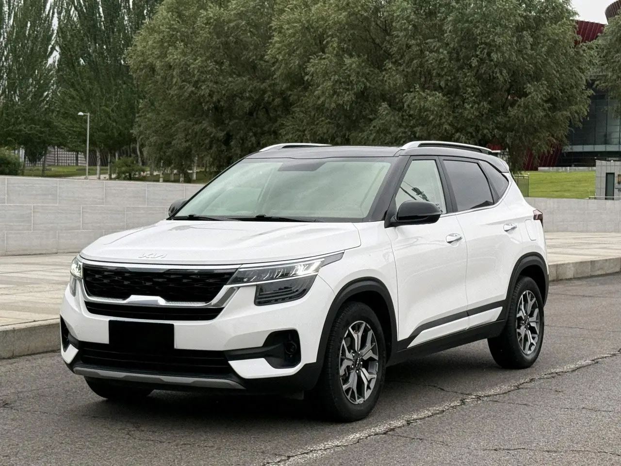 Kia 2021 KX3 (Aopao) 1.5 Stepless Trend Edition Automatic Gear - View 1