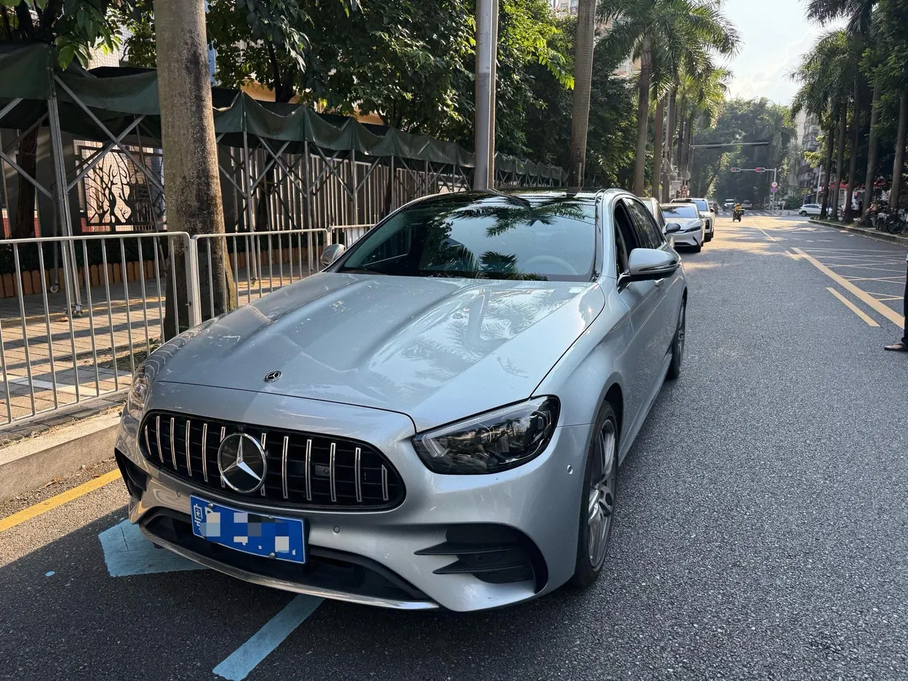 Mercedes Benz E Class 2021 E 300 L 2.0T Sports Luxury Automatic Gear - View 1