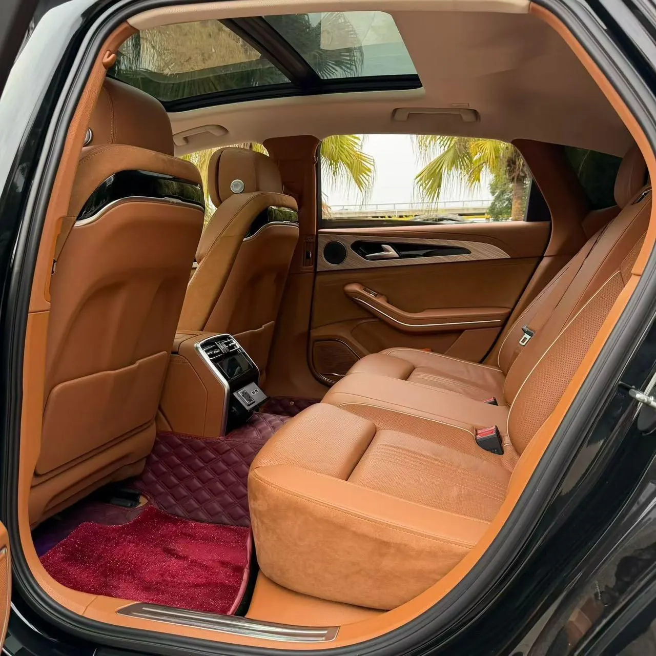 HongQi 2020 H9 3.0T Zhilian Qi Chang Edition Automatic Gear 9