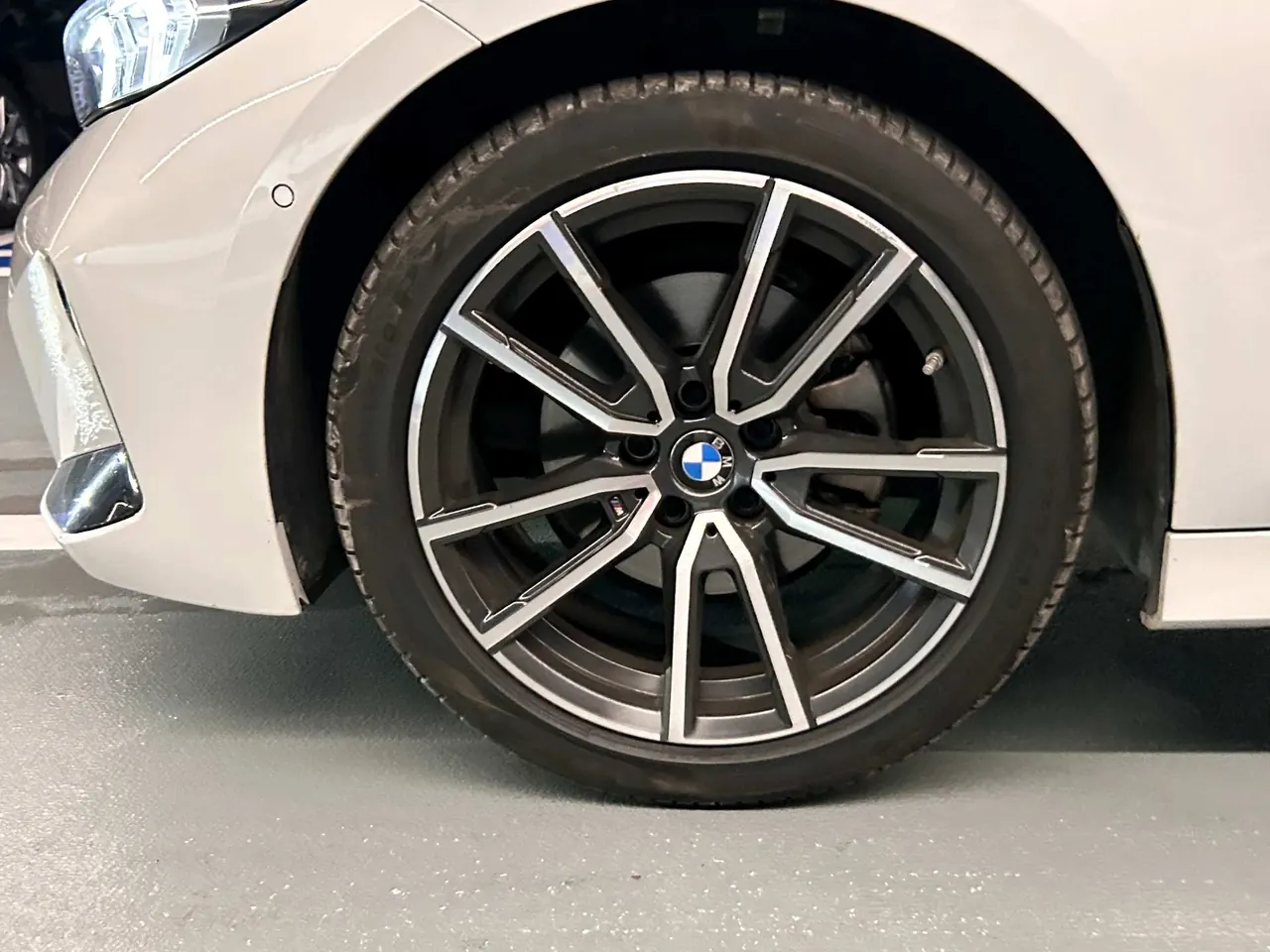 BMW 3 Series 2024 325Li 2.0T M Sports Suit Automatic Gear 14