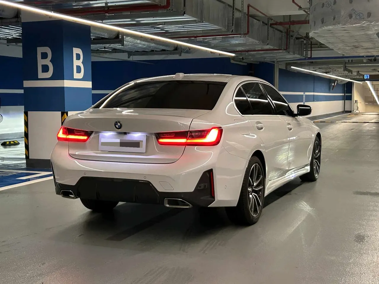 BMW 3 Series 2024 325Li 2.0T M Sports Suit Automatic Gear 4