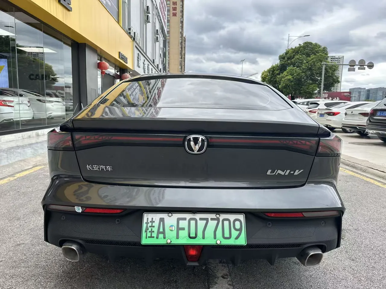 ChangAn 2023 UNI-V Smart Electric iDD 1.5T 113km Smart Auto 6