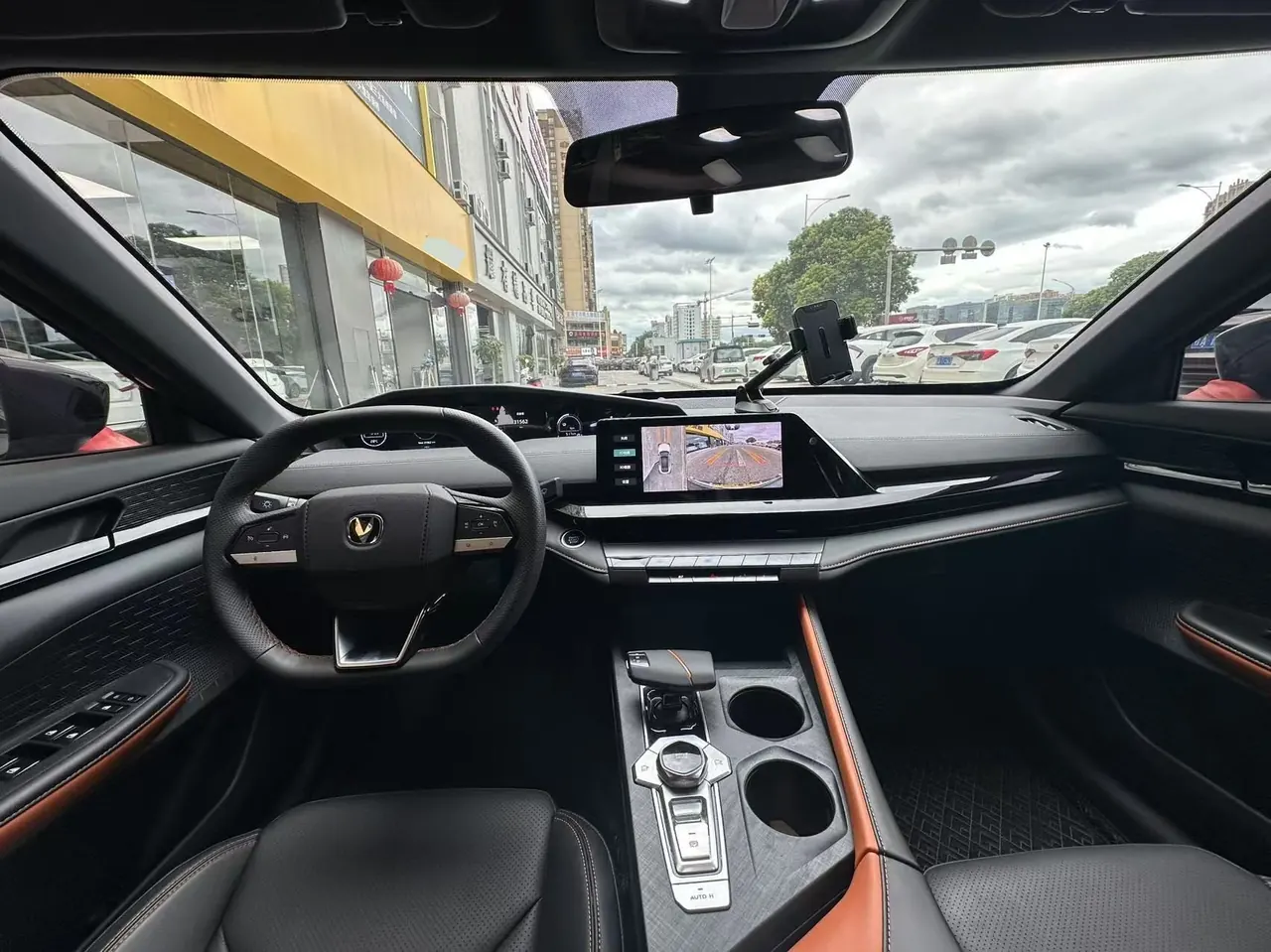 ChangAn 2023 UNI-V Smart Electric iDD 1.5T 113km Smart Auto 8