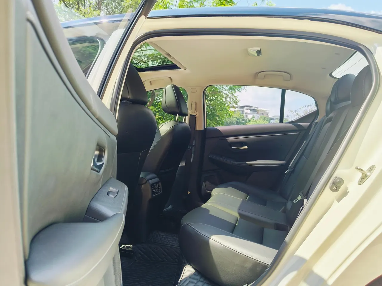 Nissan 2020 Sylphy 1.6 Stepless XL Pleasant Edition Automatic Gear 6
