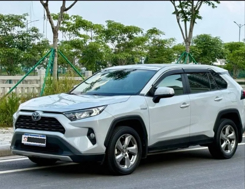 Open image lightbox: Toyota 2020 RAV4 Rongbo 2.0 Stepless Two-Drive City Edition Automatic Gear
