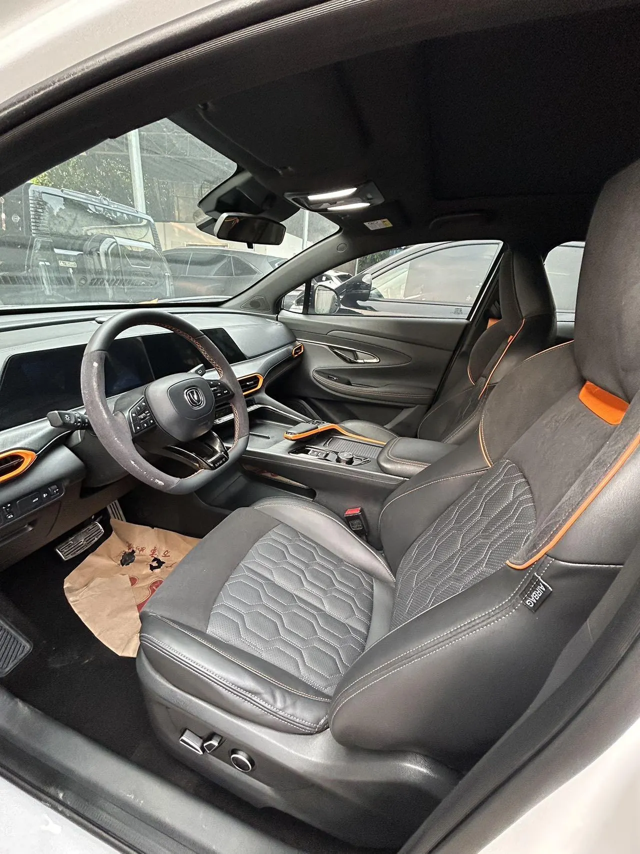 ChangAn 2021 UNI-T 1.5T Sports Flagship Automatic Gear 4