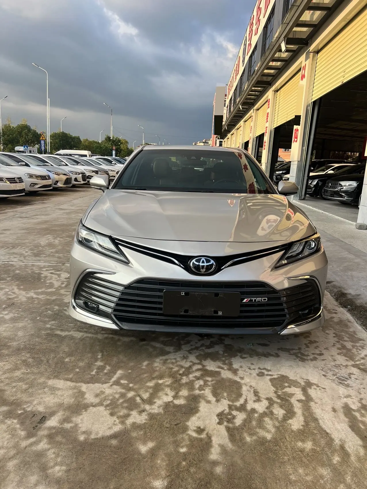 Toyota 2021 Camry 2.0G Stepless Deluxe Edition Automatic Gear 3