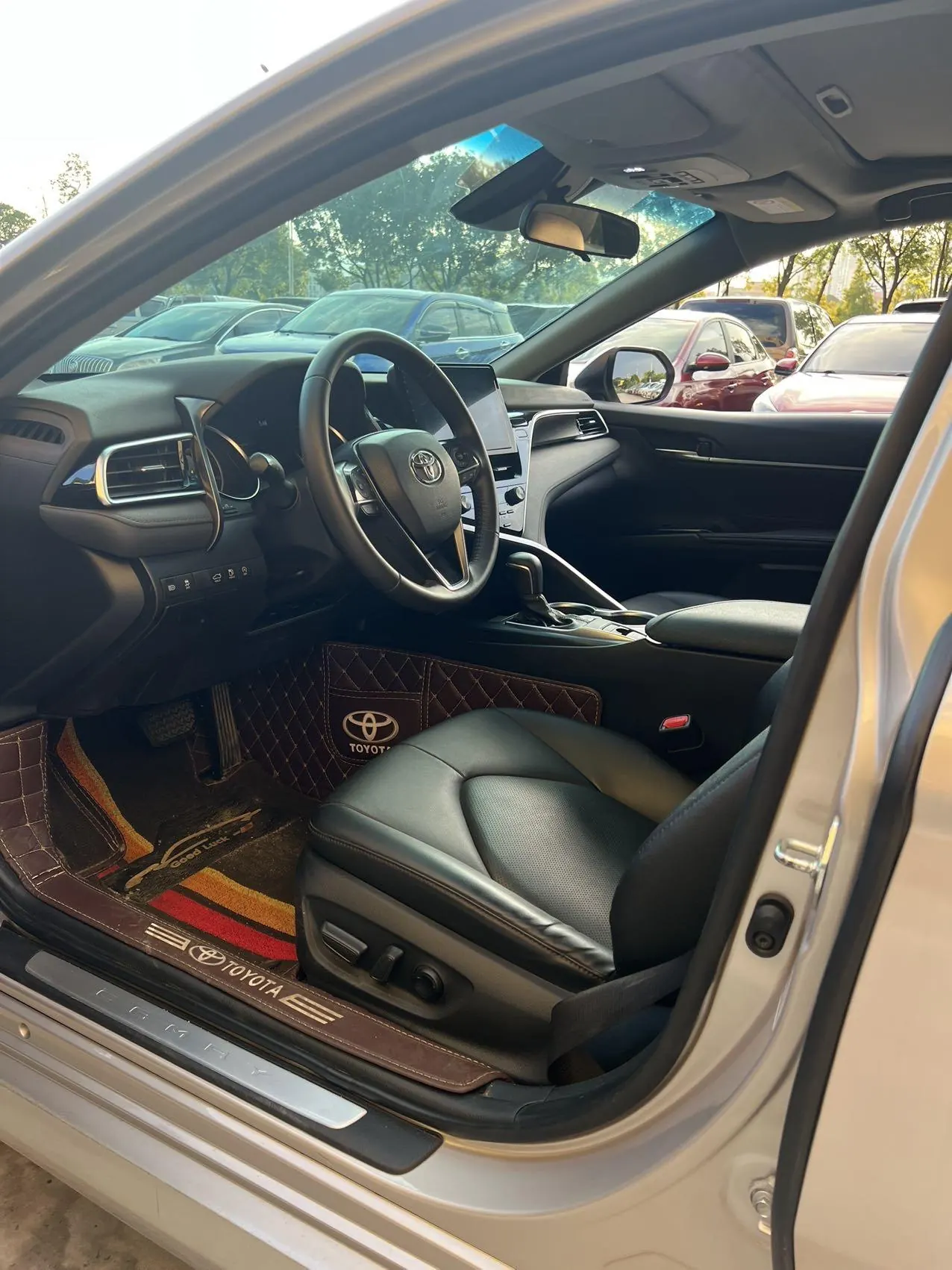 Toyota 2021 Camry 2.0G Stepless Deluxe Edition Automatic Gear 4