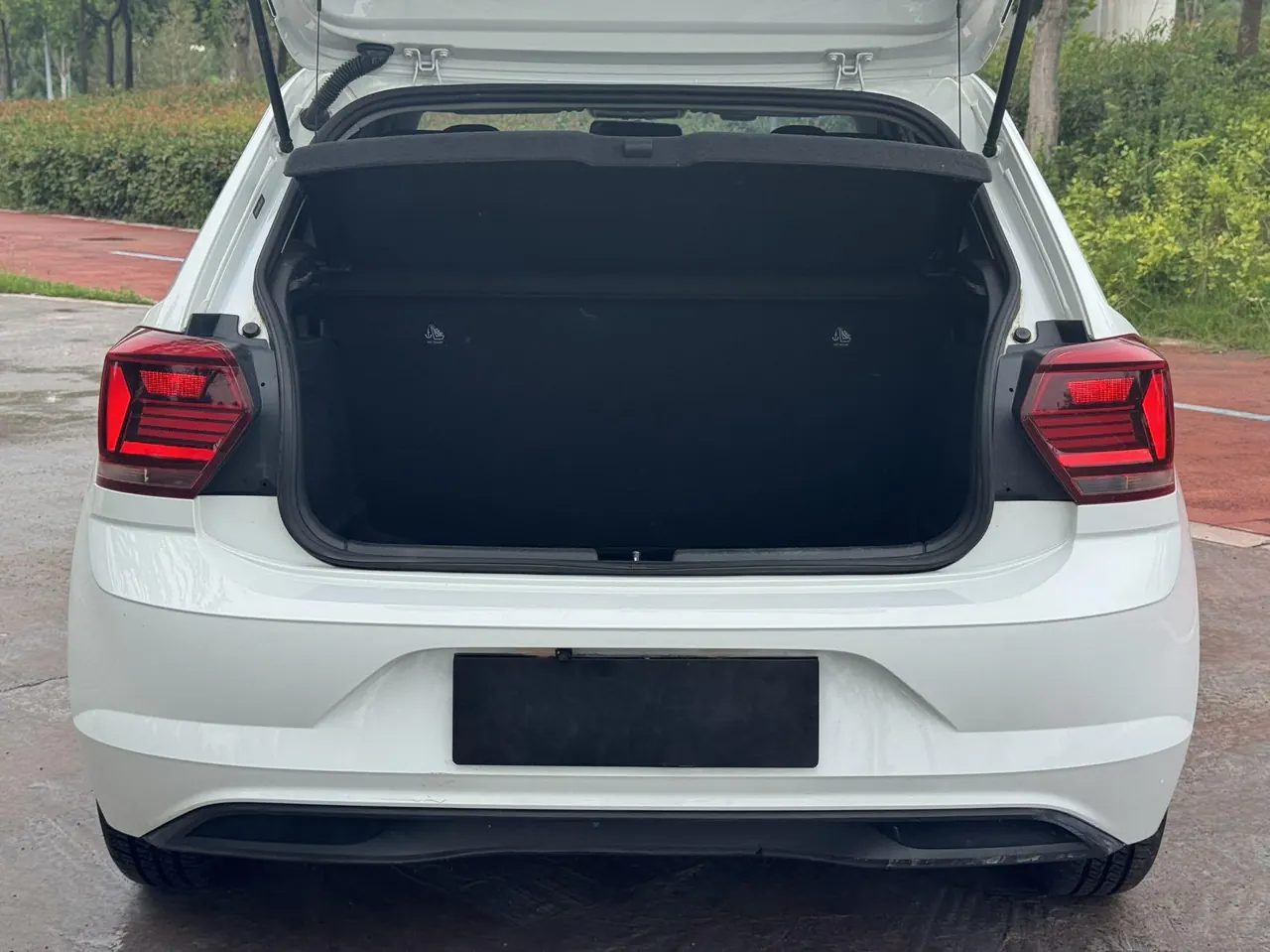 Volkswagen 2023 POLO Plus 1.5 Indulge Le Huo Edition (Modified) Automatic Gear 9