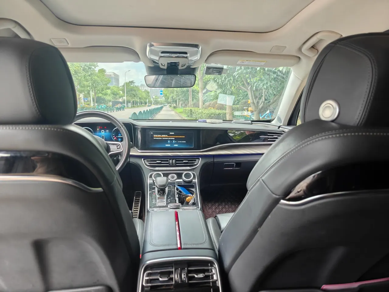 HongQi 2020 H9 48V 2.0T Zhilian Flag Edition Automatic Gear 5