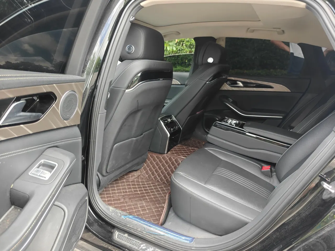 HongQi 2020 H9 48V 2.0T Zhilian Flag Edition Automatic Gear 6