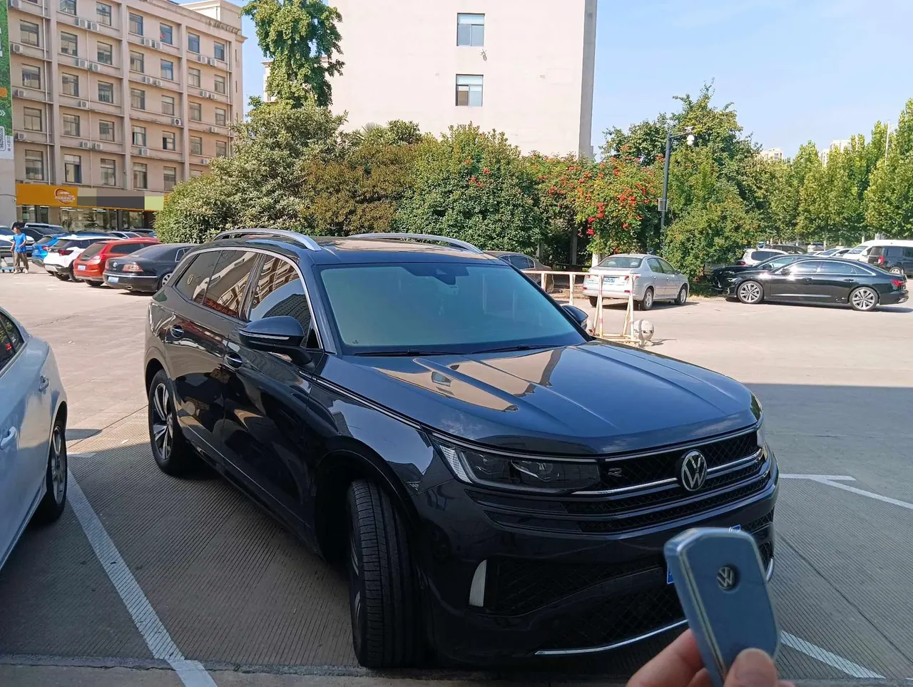 Volkswagen 2024 model tour R-Line 2.0TSI 380TSI four-wheel drive parade version automatic gear 5