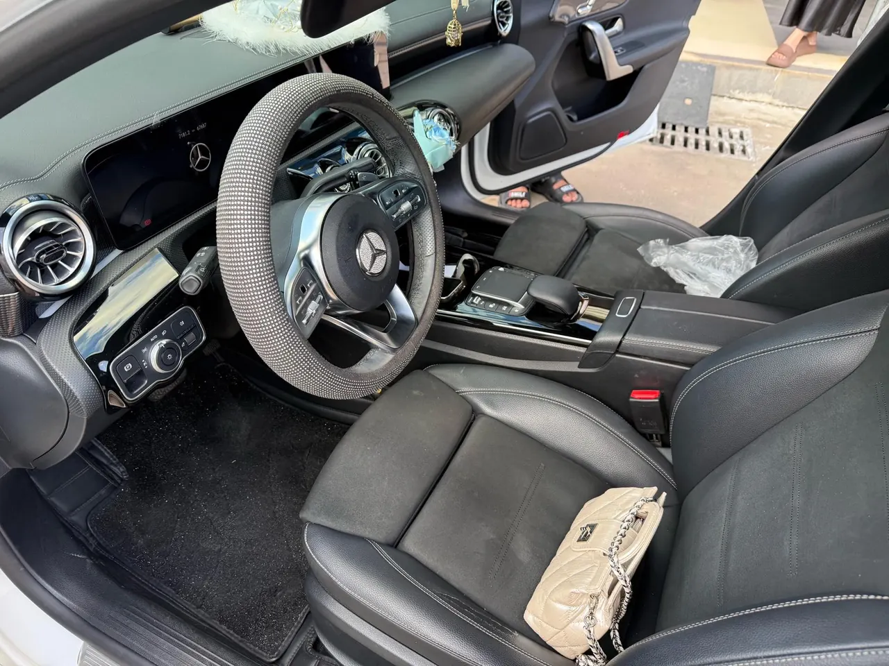 Mercedes Benz Class A 2021 A 200 L 1.3T Dynamic Automatic 2