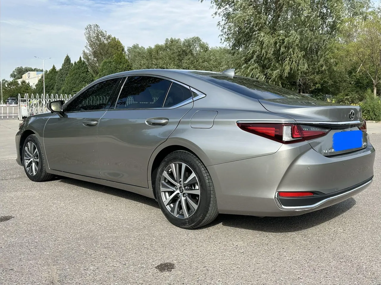 Lexus ES (Imported) 2020 ES200 2.0 Stepless Premium Edition Automatic Gear 9