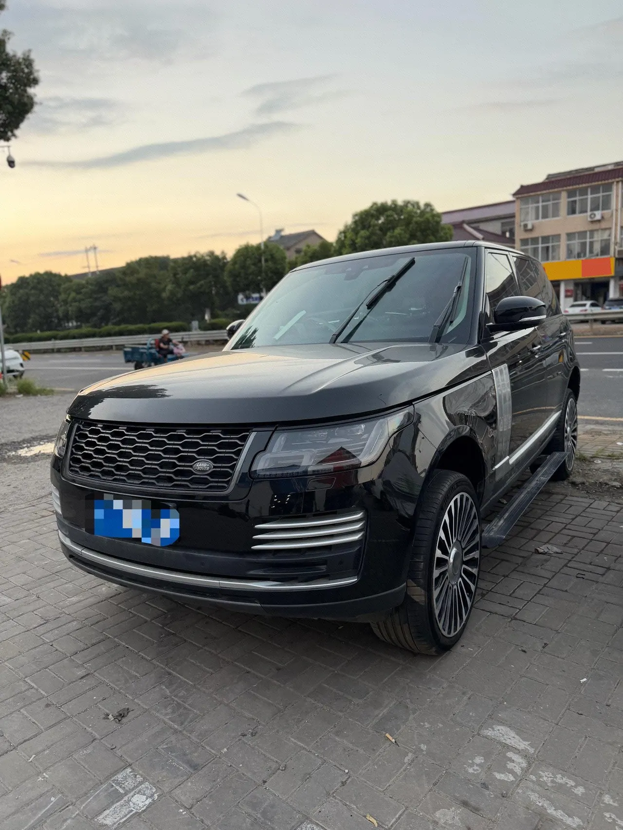 Open image lightbox: Land Rover Range Rover (Imported) 2020 Range Rover 48V 3.0T L6 Shengshi Edition Automatic Gear