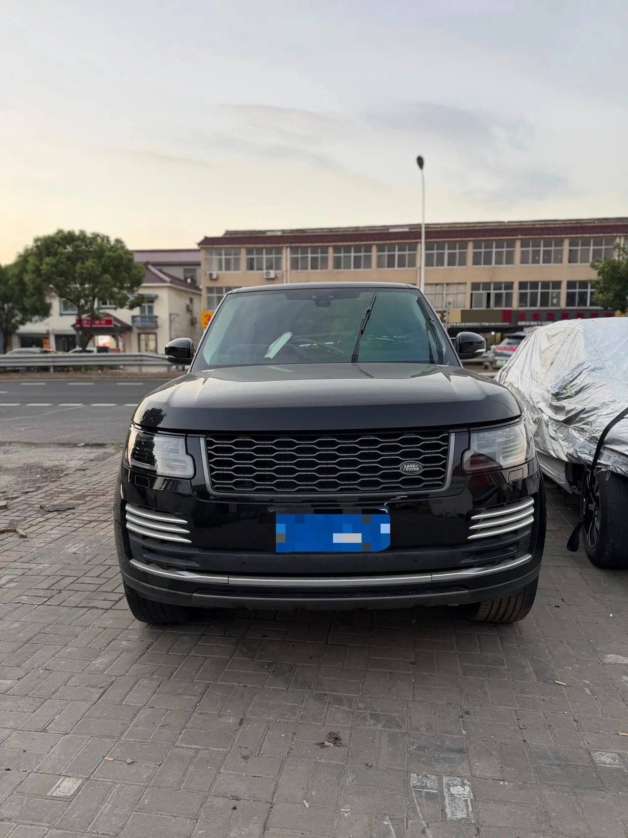 Land Rover Range Rover (Imported) 2020 Range Rover 48V 3.0T L6 Shengshi Edition Automatic Gear 2