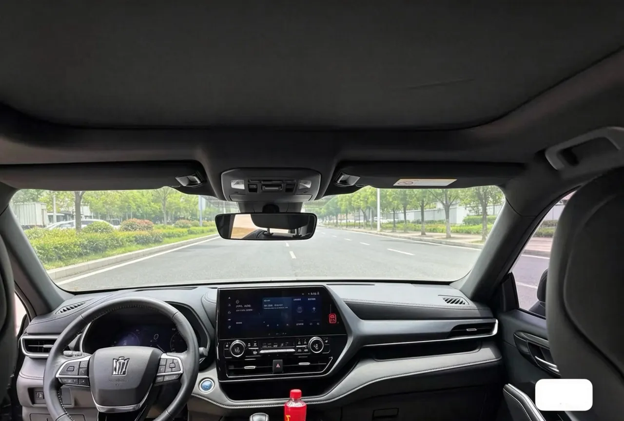 Toyota 2024 Crown Land Release 2.0T Four-wheel Drive Enjoyment Edition Automatic Gear 5