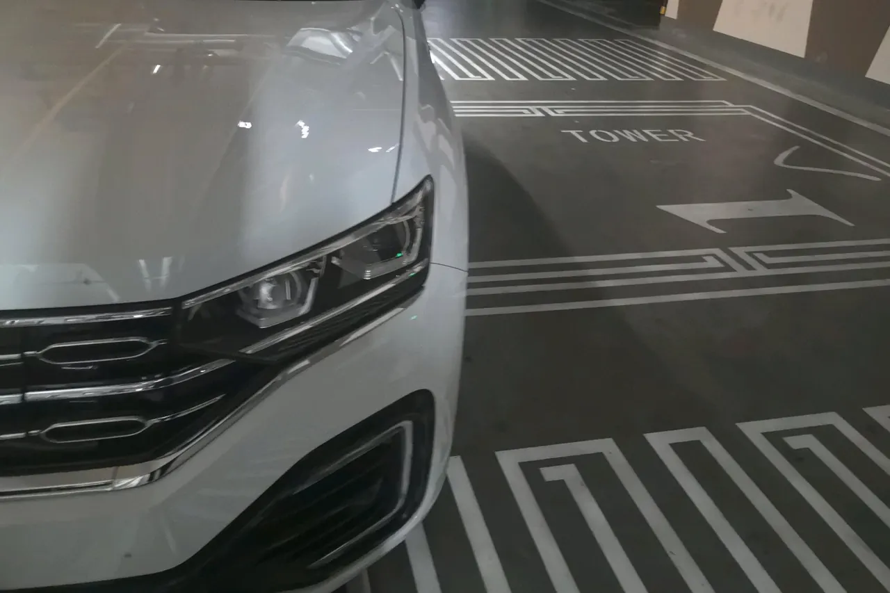 Volkswagen 2020 GTE 1.4T Luxury Automatic Gear 3