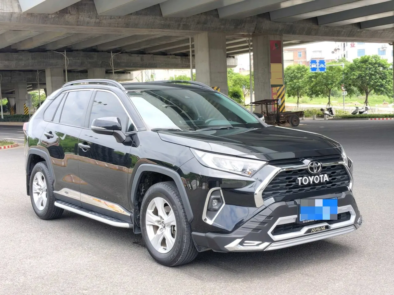 Toyota 2023 RAV4 Rongbo 2.0 Stepless Two-Drive City Edition Automatic Gear 3