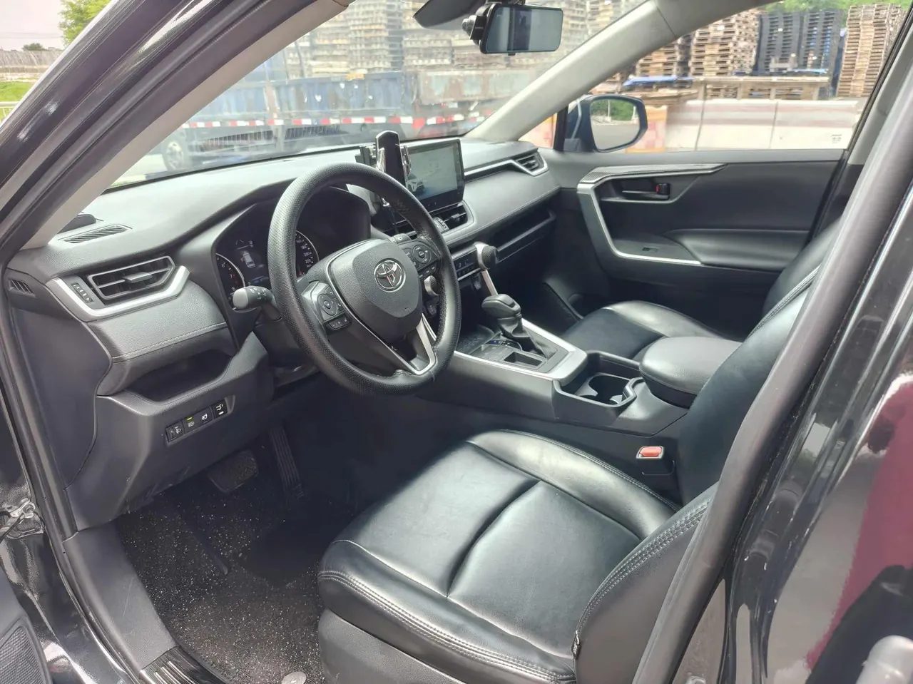 Toyota 2023 RAV4 Rongbo 2.0 Stepless Two-Drive City Edition Automatic Gear 4