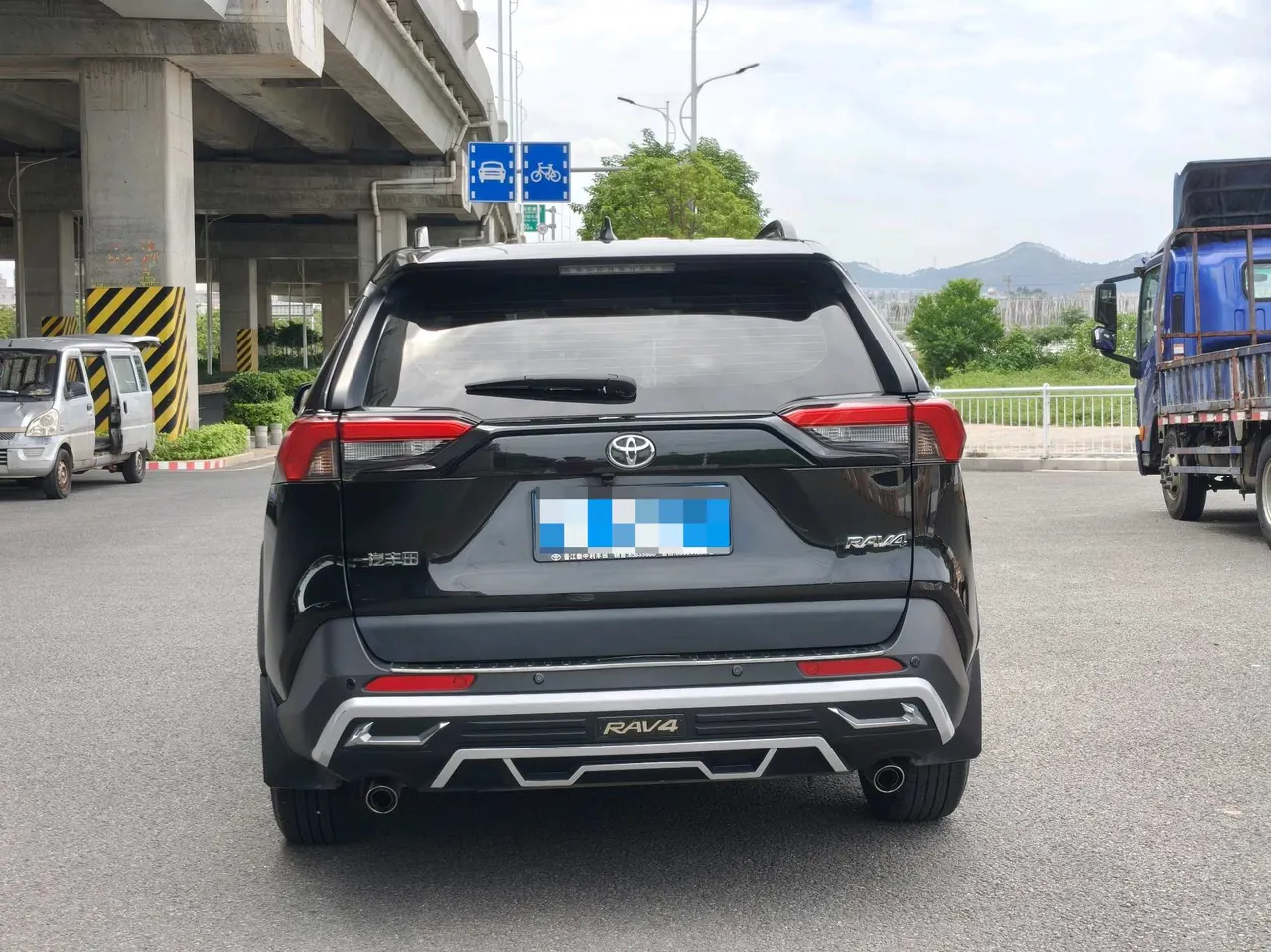 Toyota 2023 RAV4 Rongbo 2.0 Stepless Two-Drive City Edition Automatic Gear 8