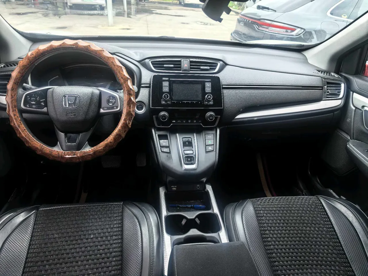 Honda 2021 CR-V hybrid 2.0 stepless two-wheel drive sharp and clean version automatic transmission 9