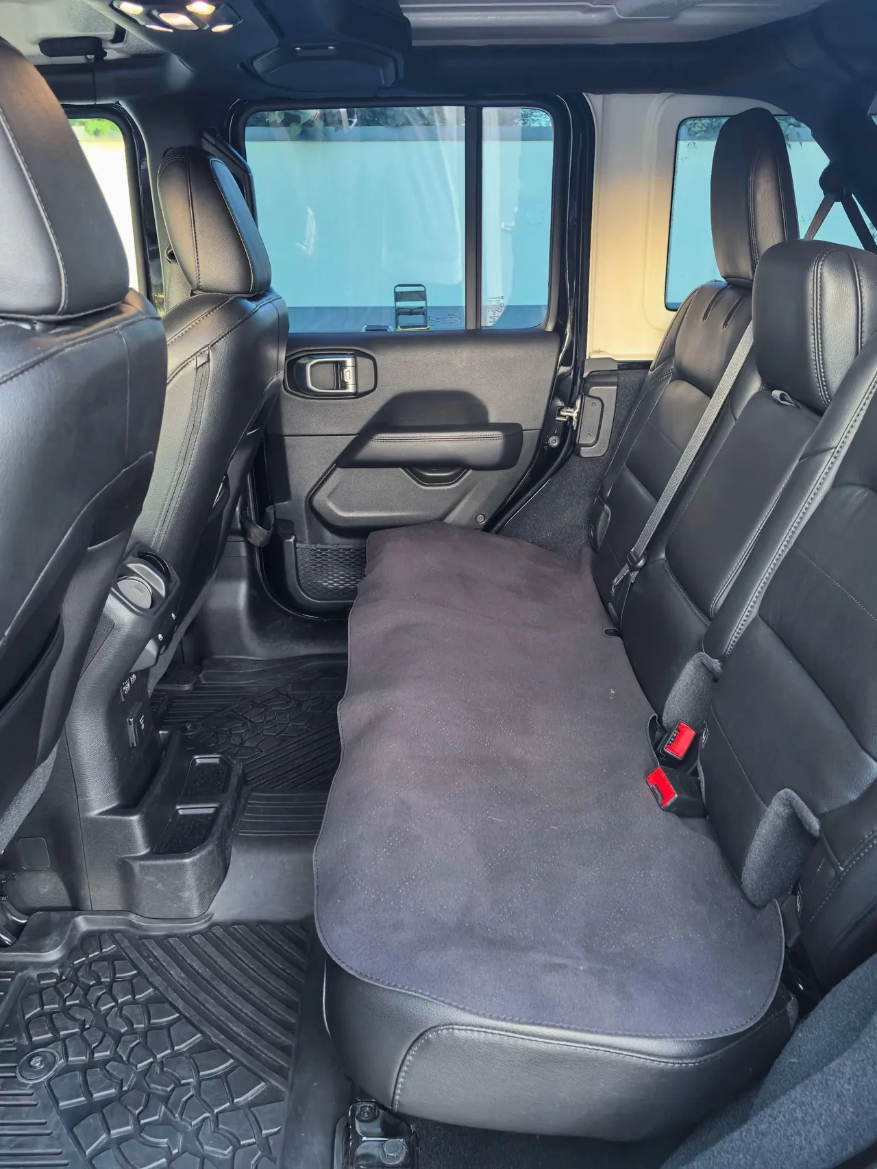 Jeep herdsman (imported) 2021 herdsman 2.0T Rubicon four-door automatic gear 5
